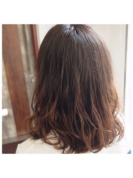 楽流頭 オブヘアー(of hair) ゆるふわカール