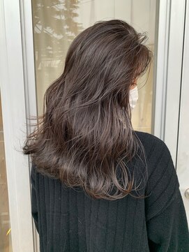 ラフトーキョウセカンド(RAF TOKYO 2nd) NAO流西海岸風ハイライト×カーキグレージュ