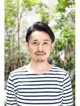 フォルム アージュ FORME age ツーブロック