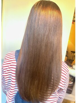 ペルルヘアー(Perlehair) 艶ストレート