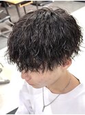 ツイストスパイラルパーマメンズマッシュセンターパート横浜西口