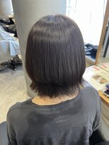 リーオオサカ(Lee Osaka) ボブヘアー×オリーブグレージュ/かれん