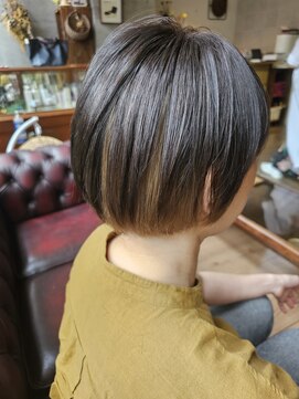 プラスティック プラスヘアーサロン(PLUSTIC +hair salon) インナーカラー スモークベージュ