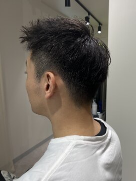 エヌダブリュエイチ(n.w.h) 短髪ショート