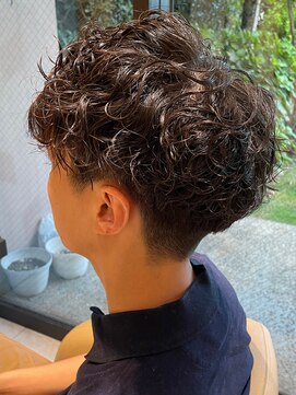 カインド 南青山(hair&make up KIND) 波巻きパーマ スパイラルパーマ 縦落ちパーマ メンズ men's