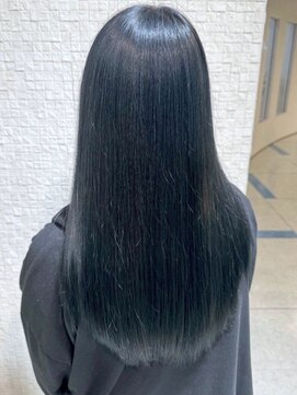 ビューティシモ 所沢(Beautissimo) ブルーグレー ブリーチカラー ダメージレス ツヤ髪 ロング