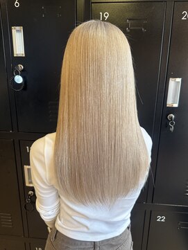 リード 大府店(LEAD) ホワイトベージュ