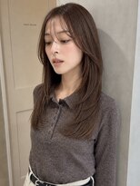 アイユー(ii+U) レイヤーカット ナチュラルベージュ 髪質改善