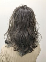 ソイルアヴェダ(Soil AVEDA) 極細ハイライト×クリアアッシュ【沼津/沼津駅】