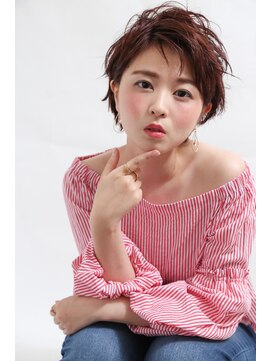 イソラブル(ISOLA-blu) 【ドライヴカット】アップバングショート×うる艶ピンク