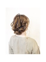 キキ 美容室(KIKI)&nbsp;カジュアルアレンジ★