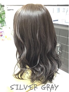 アルターシェリー(aL-ter che'rie) シルバーグレージュ＋厚めロンググラデーション