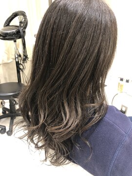 アヴァンス 深井店(AVANCE.) モノトーンベージュ