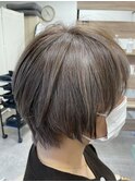 ブリーチハイライトのショート×白髪染め&ヘッドスパも人気◎