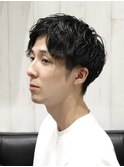 黒髪ツーブロックアップバングパーマ