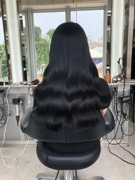 イキ 表参道(iki omotesando) 大人ガーリー/モード/チョコレート[表参道駅]