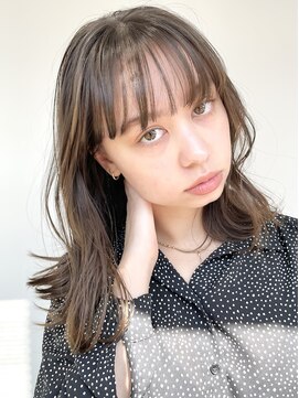 レジュアル(RESSUAL) ミディアムヘアー ナチュラルパーマ