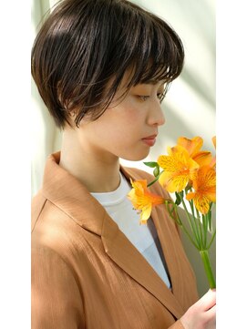 スリーマーク(THREE mark) 大人可愛い20代30代40代暗髪前下がりショートボブ丸みショート◎