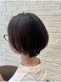 重めのくびれショートボブ
