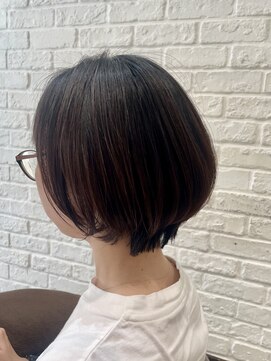 ネオリーブアオバ 高田馬場店(Neolive aoba) 重めのくびれショートボブ