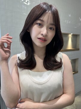 アイヴィ 表参道(IVY) チョコレートブラウンくびれヘア【肥田亜沙美】