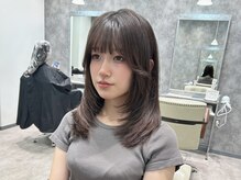 SNSでよく見る顔まわりを巻いたスタイル、こだわりのカットとスタイリングの仕方を丁寧にご説明致します◎