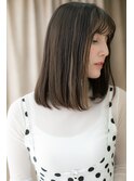 くすみベージュ細めハイライト黒髪艶感ストレートY川口20代30代