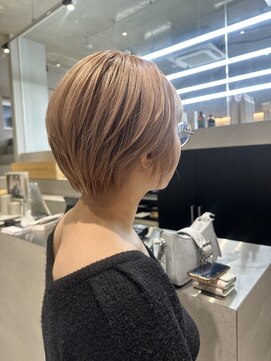 カケル(×.) 丸みショーだ/ハイトーン/ウィンターベージュ