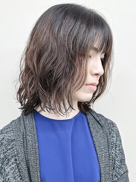 モリオ(morio) =くせ毛カットふわふわボブディ切りっぱなしボブ耳かけ30代40代