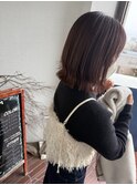 ピンクベージュ