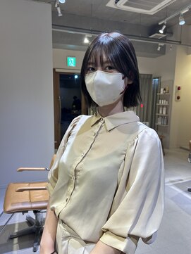 マイン(mine) 切りっぱなしボブ/大人ボブ/グレージュカラー/透明感カラー