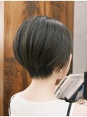 ショート　ショートボブ　ハイライトカラー　縮毛矯正　夏　