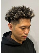 ジェットブラックキューサンロク(JET BLACK 936)&nbsp;針金パーマ/スパイキーアフロ