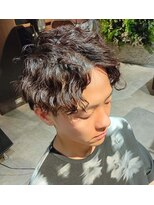 ネセサリー(NECESSARY) カット&ツイストスパイラルパーマ