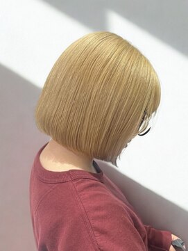 フェイス 石川町 (FACE) 透明感ベージュでつくる上品ハイトーンカラー/ブリーチ/ブロンド