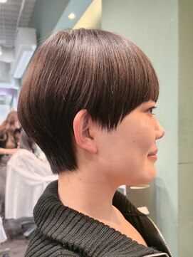 トリコ ショップアンドヘアサロン(tricot shop hair salon) 垢抜けマニッシュショート×丸みショート　フクザワ