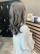 アイリー 名古屋(A/LEE)&nbsp;逆インナーカラー×ブリーチカラー