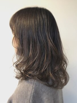 ナゴミノヒトトキ(NAGOMI NO HiTOTOKi) エアリーロブ×シアーカラー