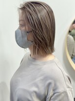 ハイク(HYKE)&nbsp;【HYKE】顎下3センチr切りっぱなしボブ/ラベンダーベージュ