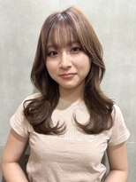 イーストハムアール(EAST HAM r) レイヤーカット/韓国/透明感カラー/小顔カット