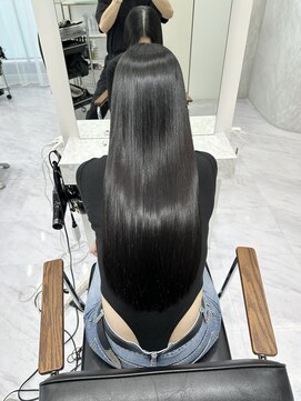 エレリー 栄店(EleRe) EleRe 栄/名古屋/髪質改善/縮毛矯正/カラー/レイヤーカット