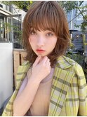 ミディアムウルフレイヤー【分け目なしスタイル】