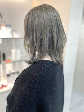 ヒビカ(HIBIKA) ブリーチなしダブルカラーでオリーブベージュ♪