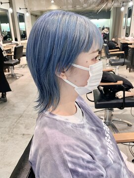 リグリー(regree) ショートウルフ/くびれショート/ハイトーンカラー/髪質改善