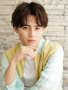 ルーツ(ROOTS)の写真/【学割クーポンあり】再現性や骨格に合わせたカットやパーマでトレンドを意識した無造作かつこなれ感を演出
