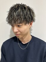 ルッツ(Lutz)&nbsp;波巻きパーマ×ハイライト