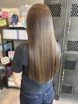 アチーブティルスマートサロン 豊川末広通店(achieve till Smart Salon) 艶髪ストレートロングヘアブリーチなしカラーベージュ20代30代