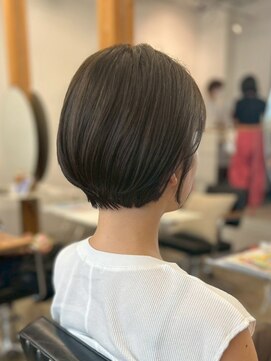 アコロン 武蔵小杉(acoron.) 大人可愛い丸みショート