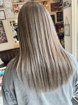 ヘア メイク ココ(hair make coco) ブリーチ×ホワイトグレージュ