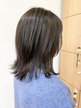 モリオ フロム ロンドン 成増店 【morio成増/一戸】レイヤーミディ黒髪ハイライト